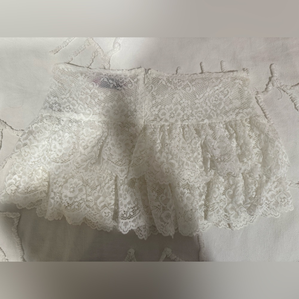 EDIKTED Ruffle Sheer Lace Low Rise Mini Skirt - Picture 4 of 5